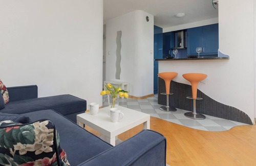 Bemowo Apartment | Bemowo Powstanców Slaskich by Renters
