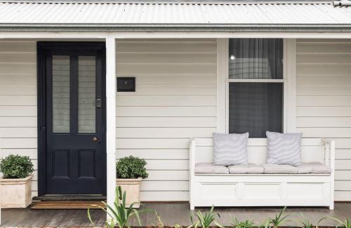 Queenscliff House | Benambra Cottage c1860