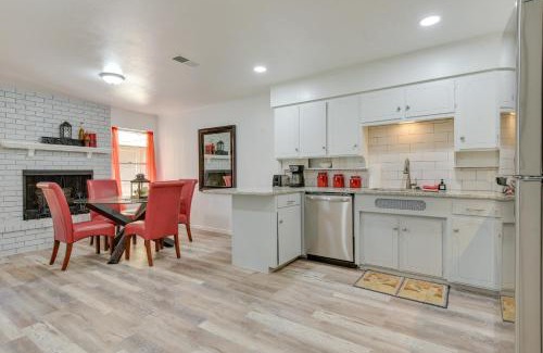 Fort Worth Apartment | Benbrook Vacation Rental with Yard Near Fort Worth!