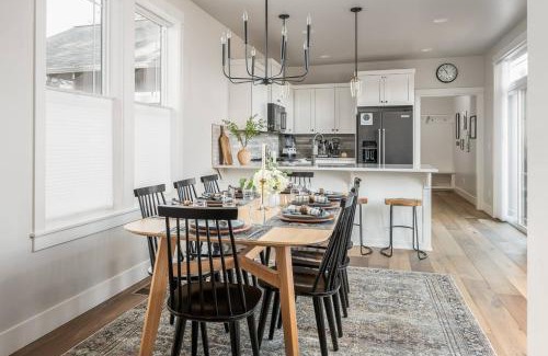 Old Bend House | Bend Mountain Modern