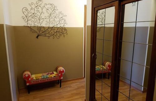 Quartiere XXIX Ponte Mammolo House | BENIGNI Laura e Silvia