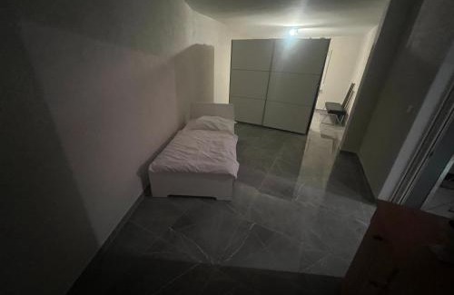Diedenbergen Apartment | Benk 24H Apartment Nr 1 Perfekt für bis zu 6 Personen