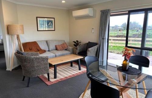 Cambridge House | Benn Rd Cottage