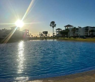 Asilah Beach Apartment | BERALMAR RESIDENCE Privée en terrasse rez-de-jardin pied dans l'eau Chez FAOUZIA