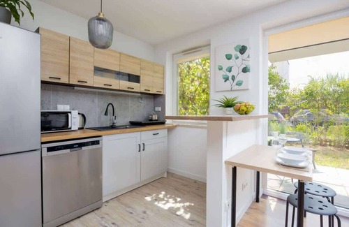 Bialoleka Apartment | Berensona 10A | Well-equipped Studio | Parking