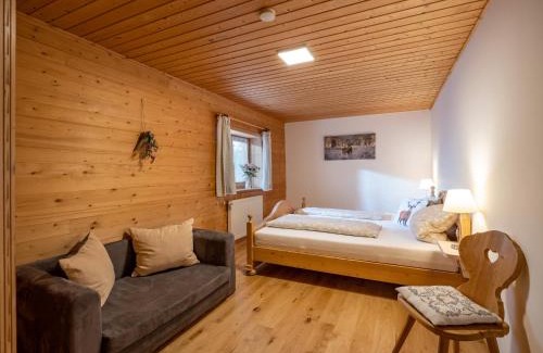 Oberaudorf Apartment | Berggasthof Bichlersee