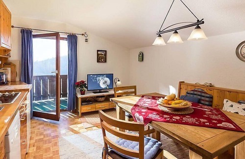 Leithen Apartment | Berghaus Waldner by Interhome