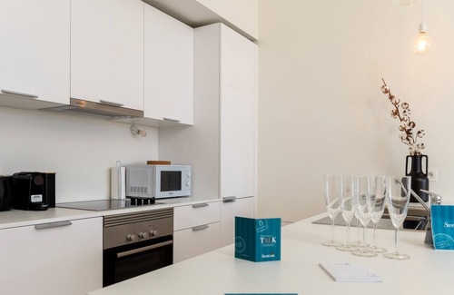 Saint-Josse-ten-Noode Apartment | Beriot V - Two Bedroom Apartment, Sleeps 6