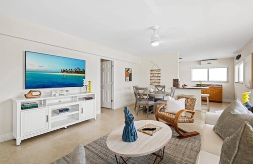 Lauderdale-by-the-Sea Apartment | Bermuda Isles Villas #32