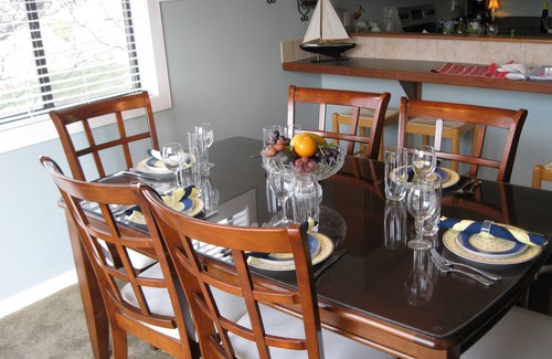 North Shore Condo | Bernard's Landing! Relax at Bernard's Rendezvous!