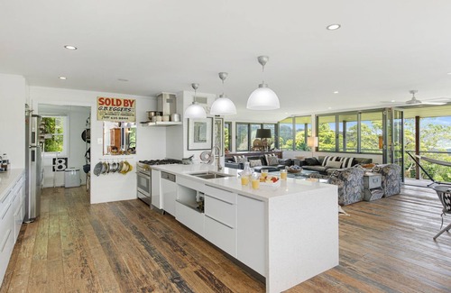 Brogers Creek Cottage | Berry Mountain Hideaway , a tranquil and pet-friendly escape near Berry