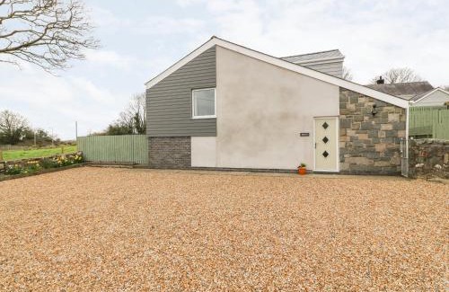 Chwilog House | Berth