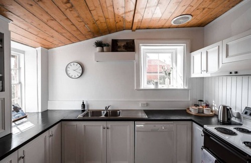 Battery Point Cottage | Berwick Cottage in Historic Battery Point