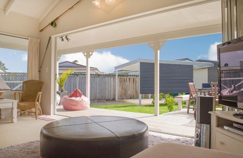 Whangamata House | Best at The Beach - Whangamata Holiday Home