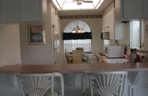 Caloosahatchee Condo | 'BEST BUY' Affordable & Beautiful Waterfront Condo w/Sunbathing Deck
