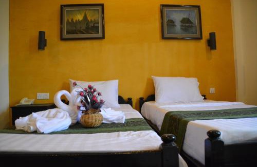 Daun Penh Hotel | Best Central Point Hotel
