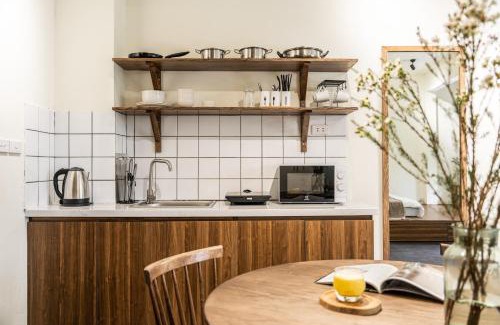 Lang Ha Apartment | Best Location - Garden in City - Egg Coffee Class