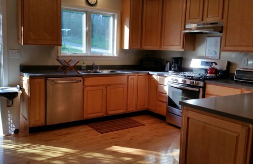 Ogunquit House | Best Location in Town! Near Perkins Cove and Marginal Way! Quiet and Private!