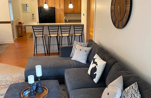 Bellaire Condo | Best Location on Cedar River Golf Course! Right on the Cart Path!