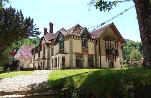Mouthier-Haute-Pierre Apartment | Best Price #5 LA DISTILLERIE X5 people