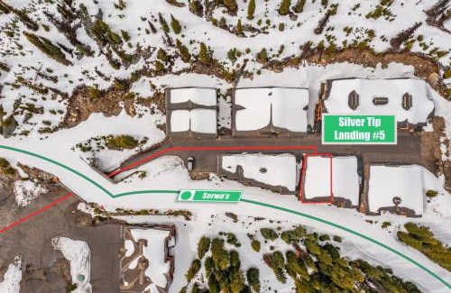 Snow Pine Estates Ski Chalet | Best Ski-in out 3 Bdrm Chalet, with Hot Tub