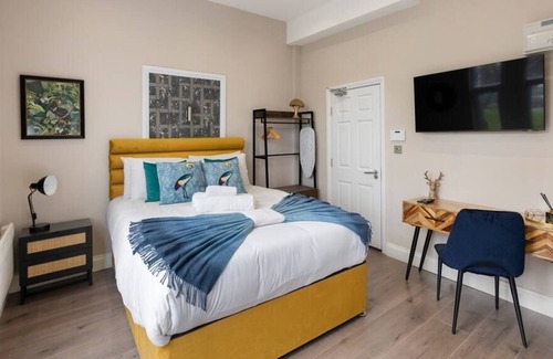 Seven Sisters Condo | Best Studio Staycation in Prime Location