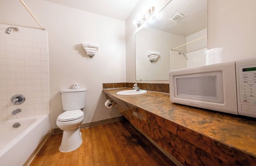 Powellhurst-Gilbert Hotel | Best Value Inn by OYO Portland OR South East