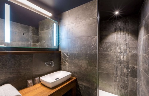 Fresnes-les-Montauban Hotel | Best Western L' Aquarium Arras Nord