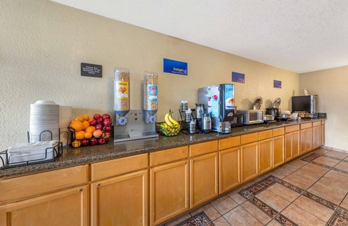 San Ysidro Hotel | Best Western Americana Inn