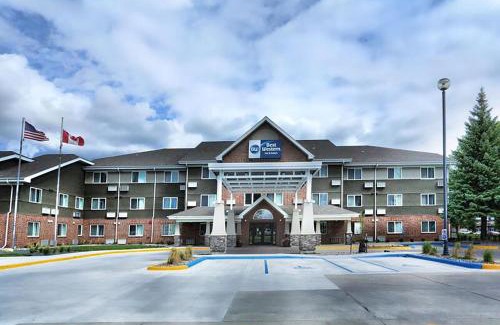 Grand Forks Hotel | Best Western Harvest Inn & Suites