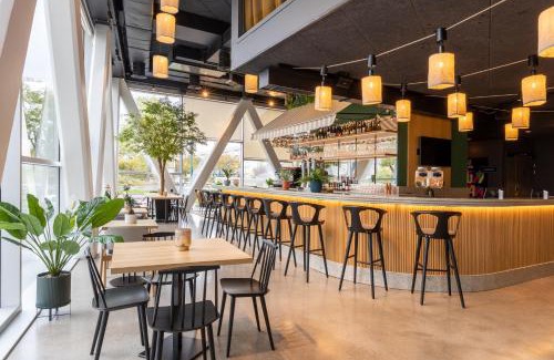 Asnieres-sur-Seine Hotel | Best Western M-Treize Paris Asnieres