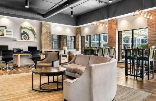 Okemos Hotel | Best Western Okemos/East Lansing Hotel & Suites