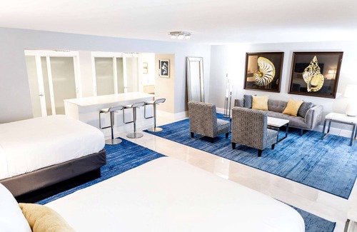 Land of the Presidents Hotel | Best Western Palm Beach Lakes