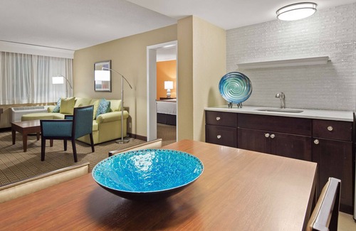 Land of the Presidents Hotel | Best Western Palm Beach Lakes