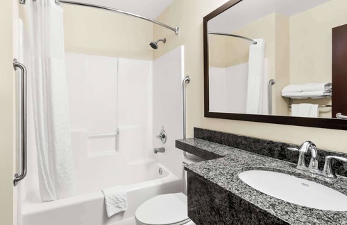 Charleston Hotel | Best Western Patriots Point