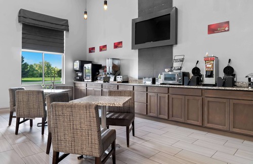 Flint Hotel | Best Western Plus Flint Airport Inn & Suites