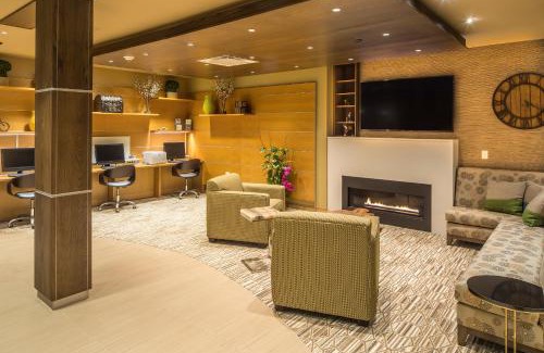 Steubenville Hotel | Best Western Plus Franciscan Square Inn & Suites Steubenville