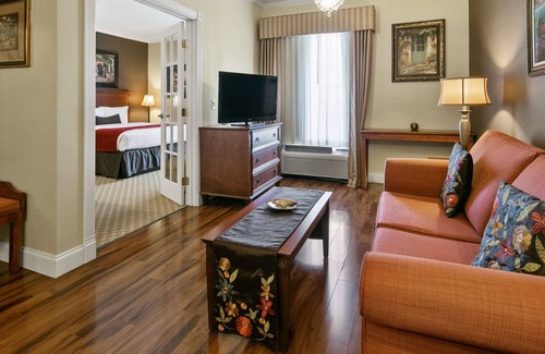 Georgetown Hotel | Best Western Plus Georgetown Inn & Suites
