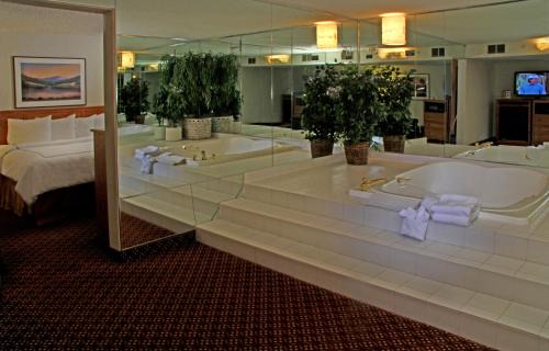 Bozeman Hotel | Best Western Plus GranTree Inn