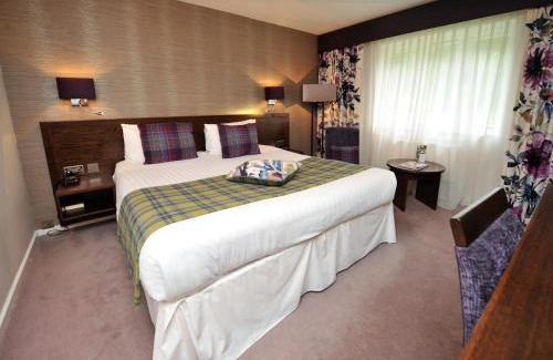 London Borough of Harrow Hotel | Best Western PLUS Grim's Dyke Hotel