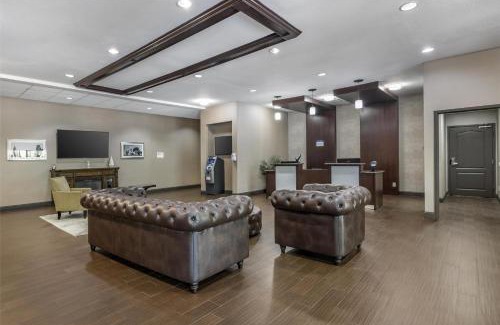 Lee's Summit Hotel | Best Western Plus Lee's Summit Hotel & Suites