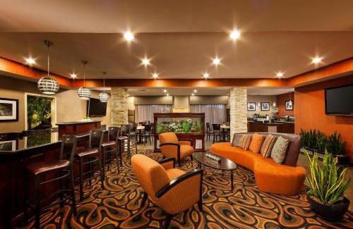 Lewisville Hotel | Best Western Plus Lewisville Flower Mound