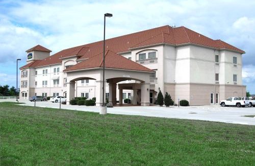 Mascoutah Hotel | Best Western Plus MidAmerica Hotel