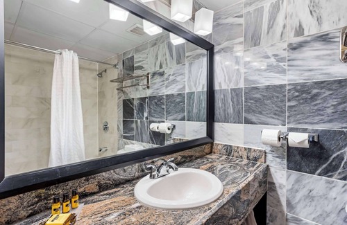 Newark Hotel | Best Western Plus Newark Airport West