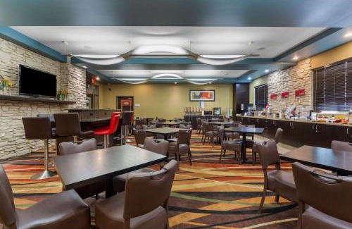 Sherwood Park Hotel | Best Western Plus Sherwood Park Inn & Suites