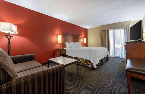 Shoreview Hotel | Best Western Plus St. Paul North/Shoreview