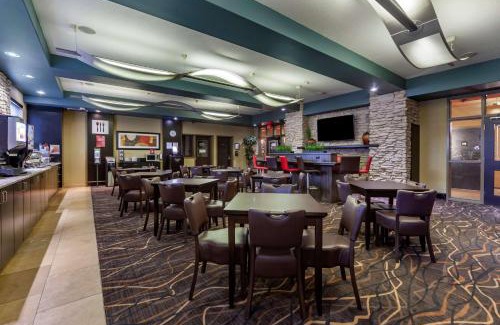 St. Albert Hotel | Best Western Plus The Inn at St Albert
