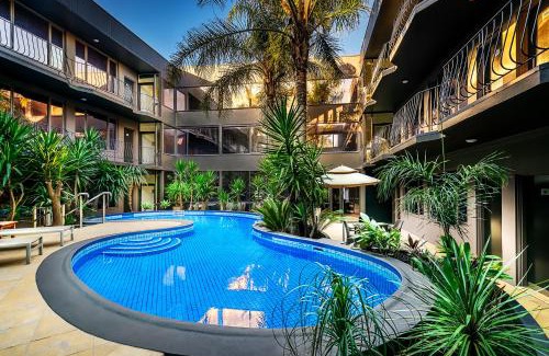 Carlton South Hotel | BEST WESTERN PLUS Travel Inn