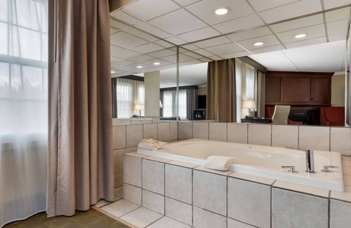 White Bear Lake Hotel | Best Western Plus White Bear Country Inn