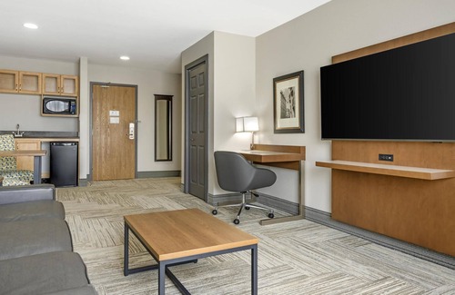 Woodstock Hotel | Best Western Plus Woodstock Hotel & Conference Centre